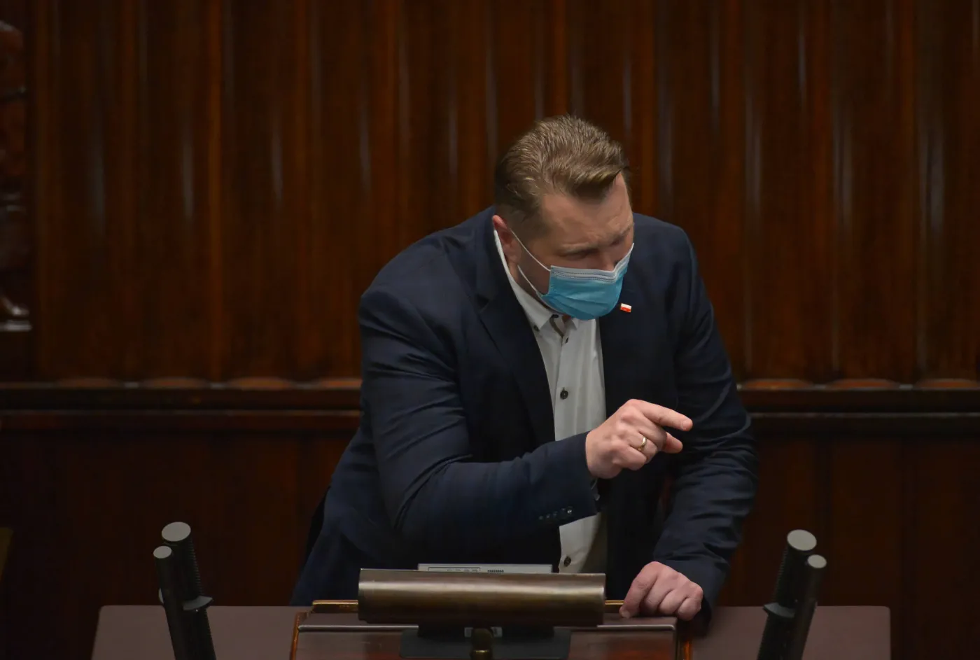 Głosowanie nad wnioskiem o wotum nieufności wobec Czarnka. Szef MEiN zostaje