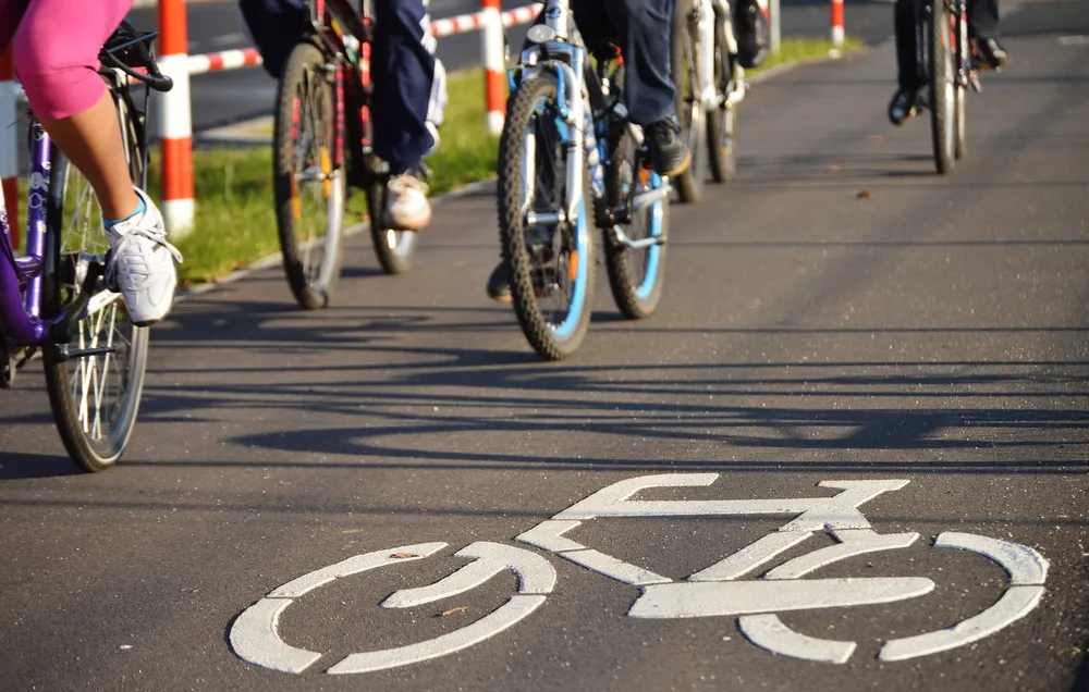 Ścieżka rowerowa jest dla rowerzystów, piesi mają chodnik