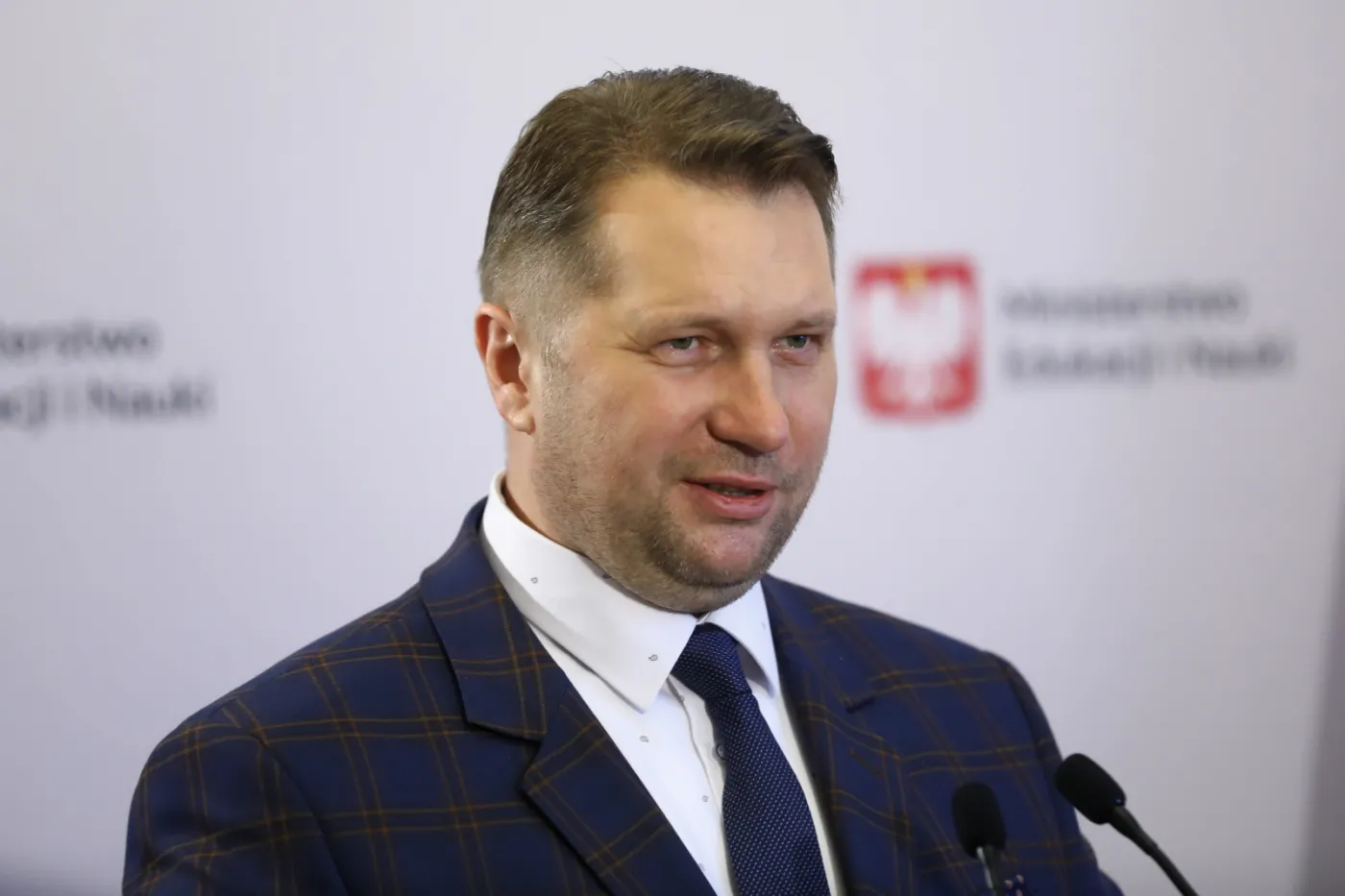 HiT czy kit: Nowy przedmiot Czarnka "odzyska pokolenie" czy zindoktrynuje?