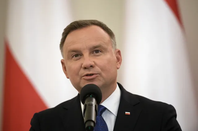 Prezydent: Jeżeli ktokolwiek narusza prawo europejskie to są to instytucje europejskie