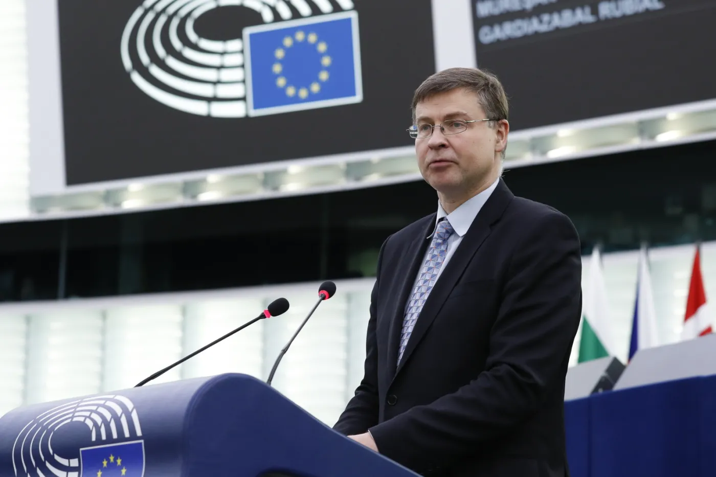 Wiceszef KE: Wciąż rozmawiamy z Polską i Węgrami na temat ich planów odbudowy
