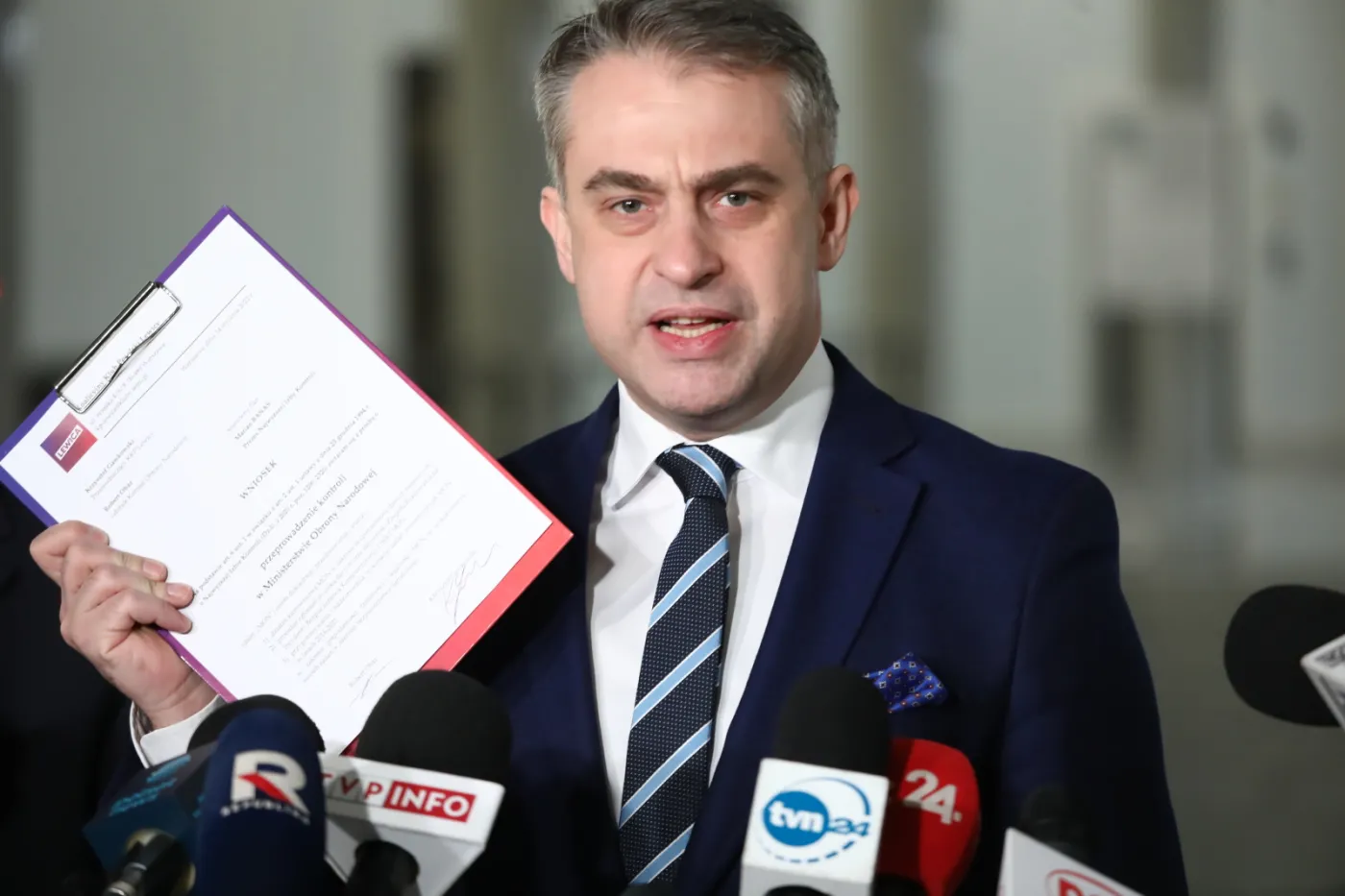 Lewica chce kontroli NIK w MON po informacjach dot. wycieków danych z wojska