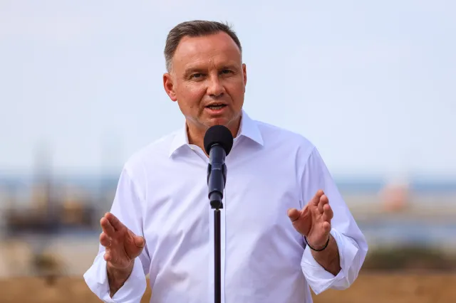 Andrzej Duda podpisał postanowienie o wysłaniu wojska do Afganistanu
