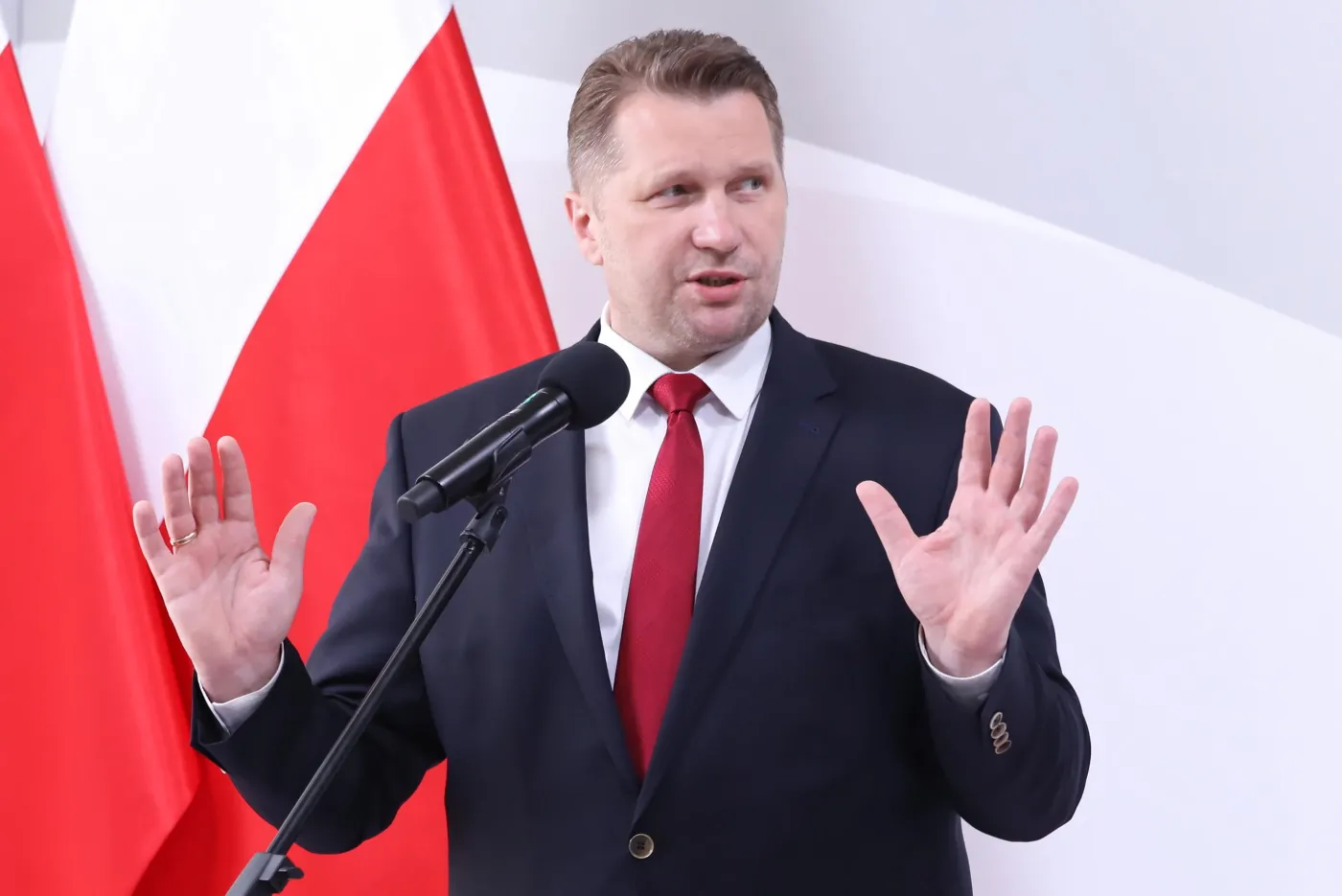 Czarnek: Jestem przeciwnikiem obowiązkowego szczepienia uczniów przeciw COVID-19