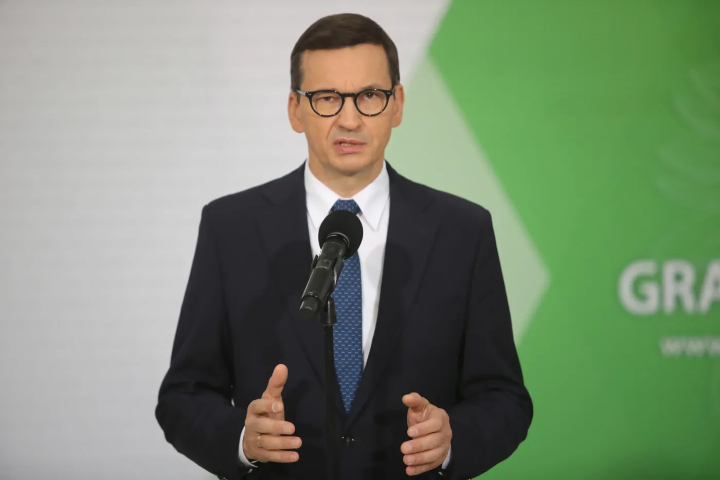 Morawiecki: Przerzut migrantów jest sterowany z Rosji