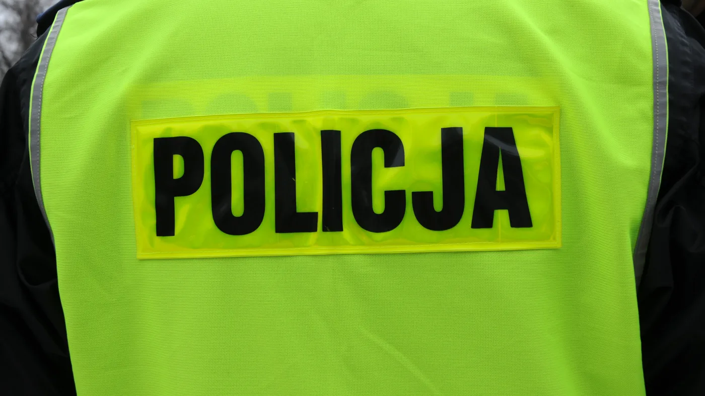 Policjant policja napis