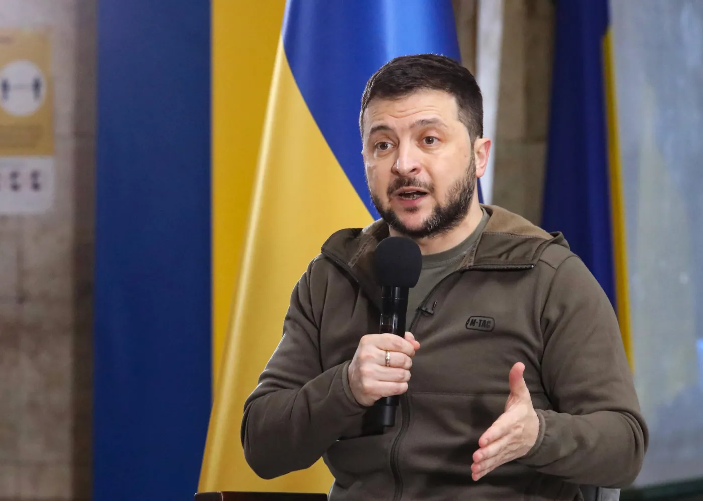 Prezydent Zełenski: Rosja uderza w rodzinne budżety Europejczyków