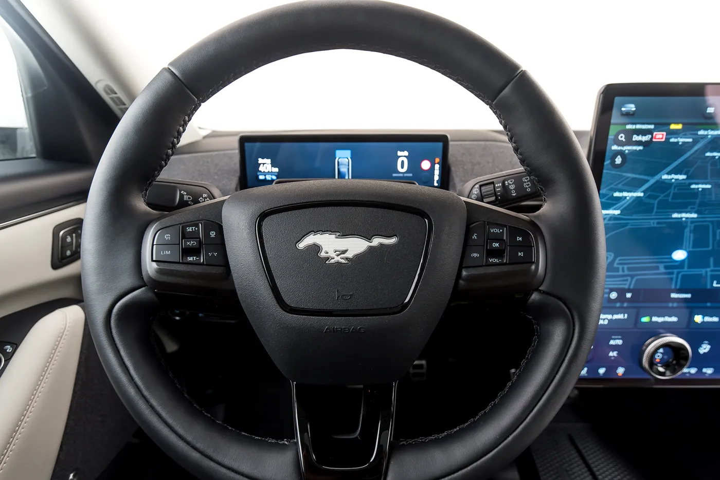Ford szykuje zwolnienia. Do końca 2026 roku zlikwiduje w Europie 3800 miejsc pracy