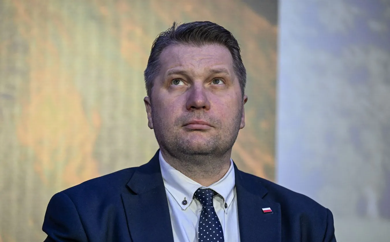 Czarnek: Trzeba powstrzymać potężne ataki na chrześcijaństwo. Sieją spustoszenie w umysłach dzieci