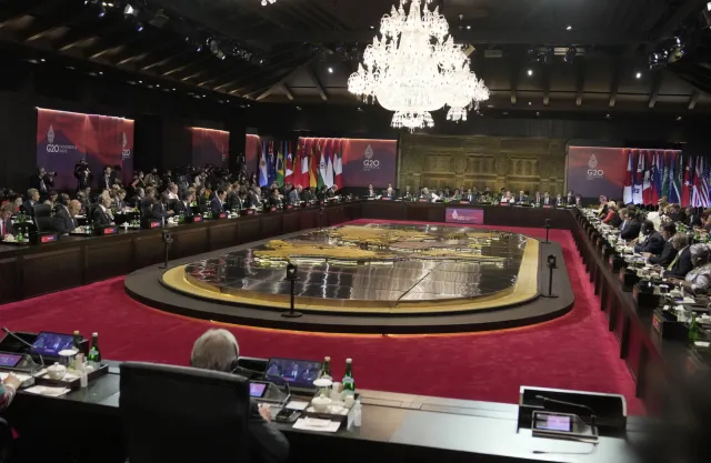 Rozpoczął się szczyt G20. Część przywódców nie chciała być na zdjęciu z Ławrowem