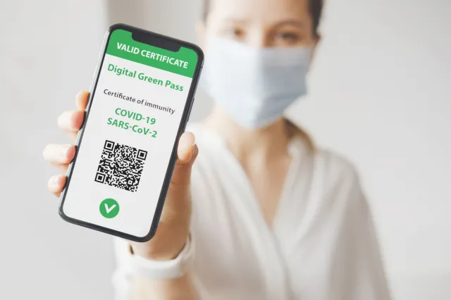 Od kiedy weryfikacja zaszczepienia pracowników? Müller podał możliwą datę