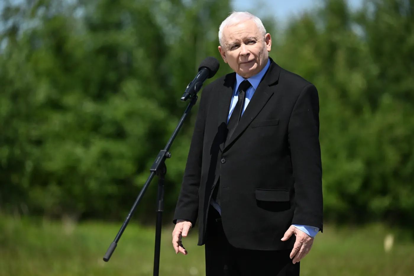 POlaryzacja. I Platformie, i PiS wzrosły nieco notowania [SONDAŻ]