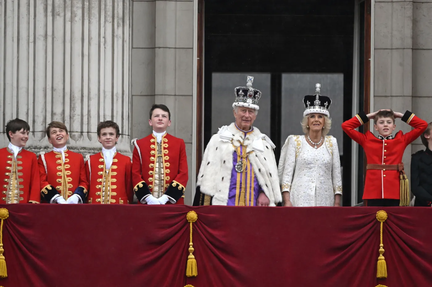 Po królu Karolu III koronowana została królowa Camilla