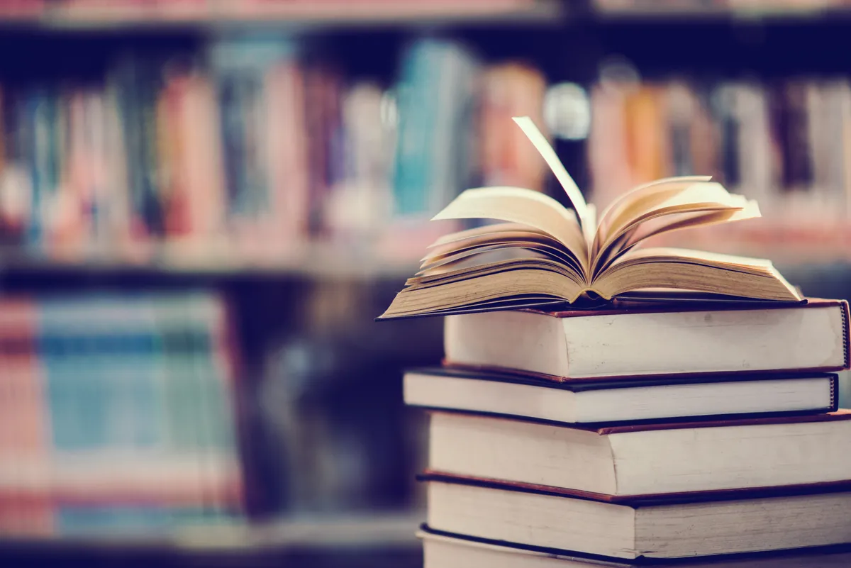 Jak zaklasyfikować zakup nagród na konkurs międzyszkolny [Poradnia rachunkowa]