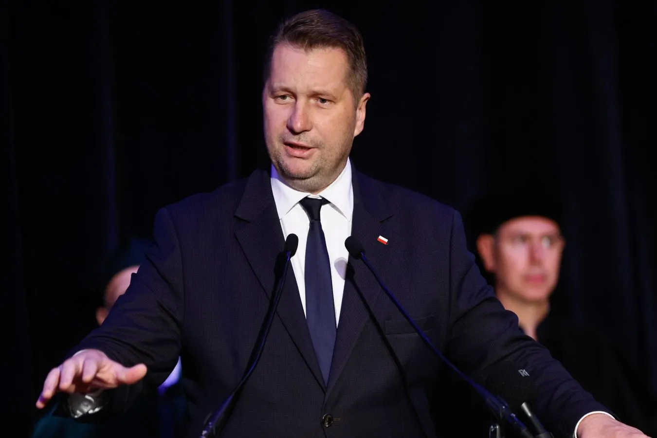 Czarnek do nauczycieli: Dziękujemy państwu za misję, którą wykonujecie