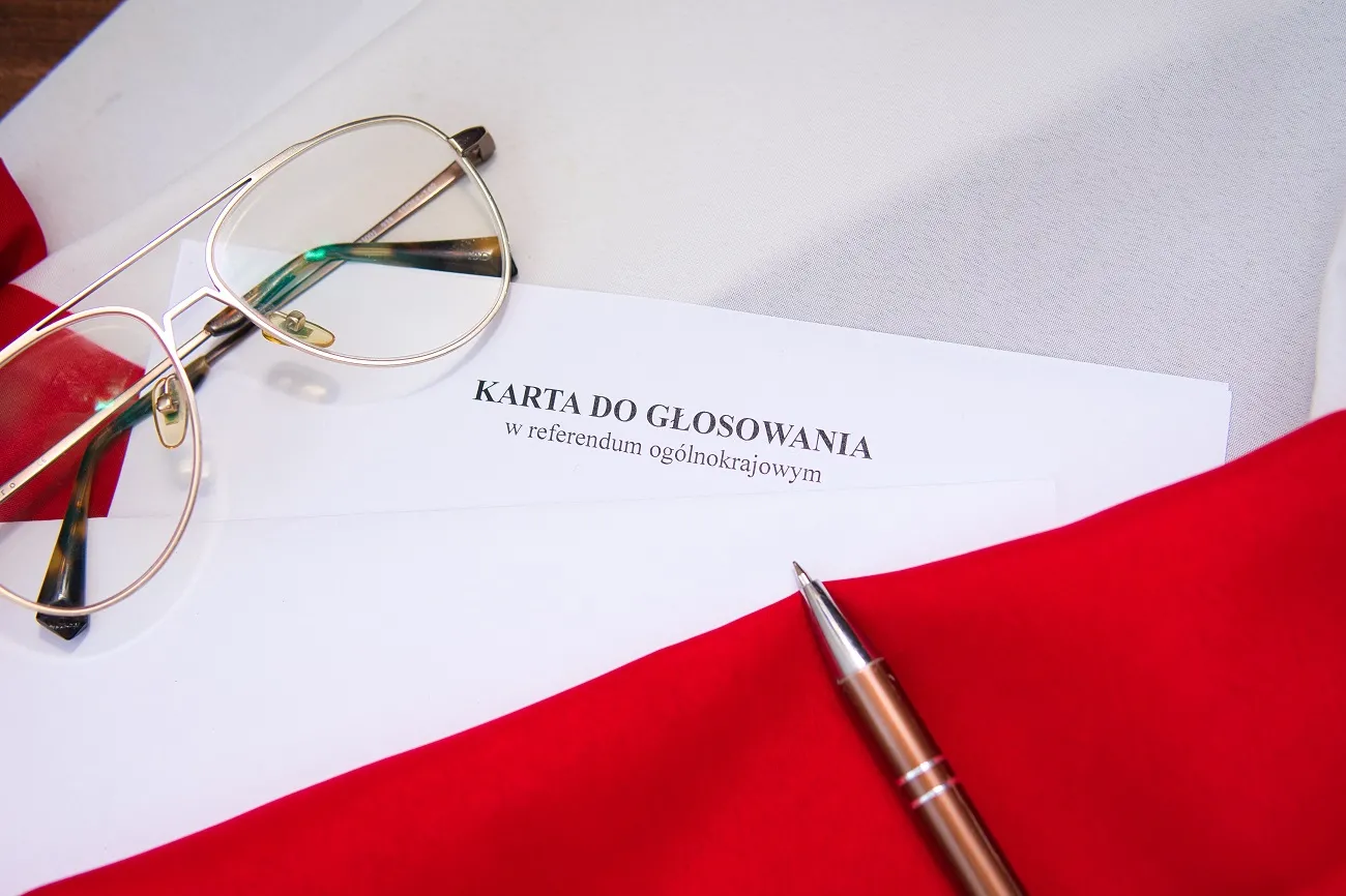 SN: Pytania o karty do głosowania w referendum były legalne