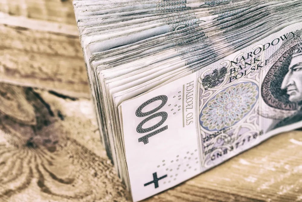 Nowe przepisy przeciw praniu pieniędzy i finansowaniu terroryzmu. Są w nich obowiązki kadrowe