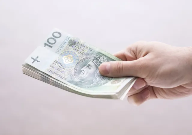 Wybory samorządowe 2024. Czy członkom komisji wyborczych i mężom zaufania przysługują diety i dni wolne od pracy?