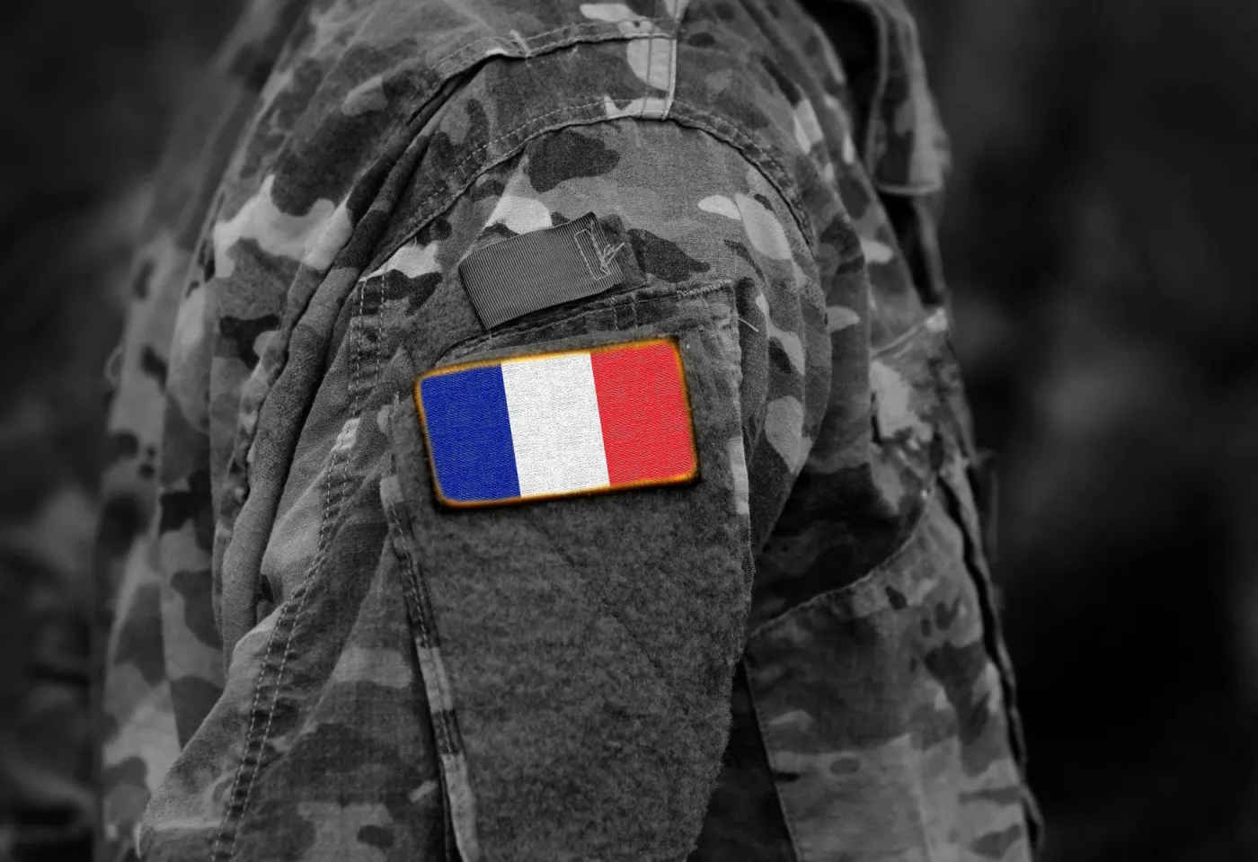 Na dworcu w Paryżu napastnik ranił żołnierza. We Francji obowiązuje najwyższy poziom zagrożenia terrorystycznego