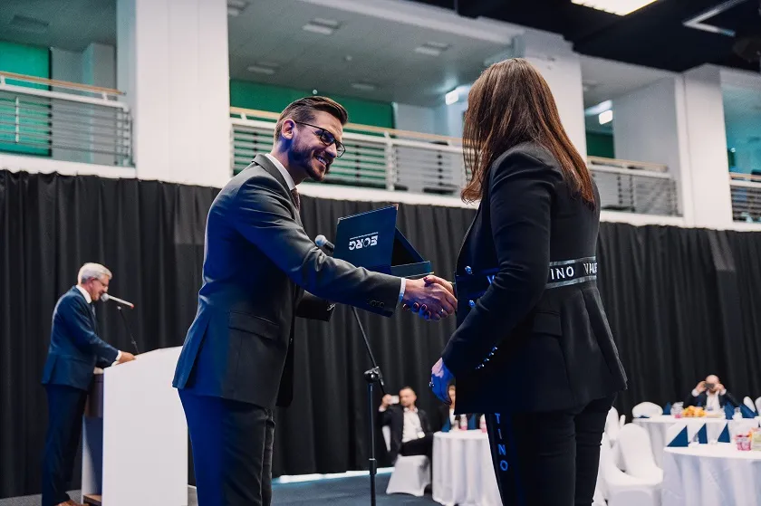 WGN Śląsk i Podbeskidzie – Mariola Teszler-Wróbel laureatem nagrody  Champion Biznesu 2024
