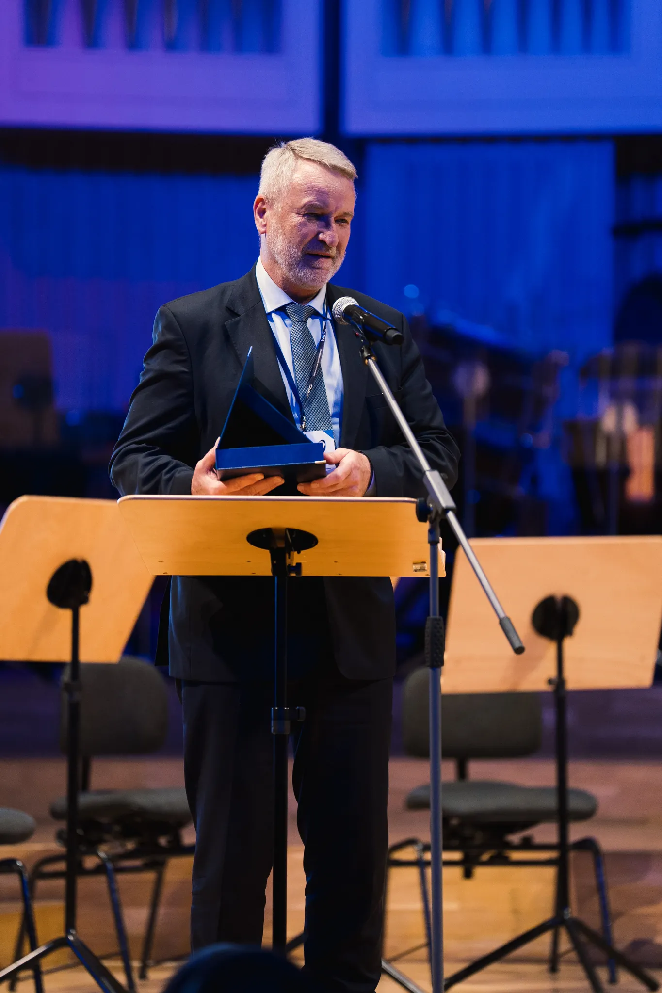 prof. Janusz Mikuła
