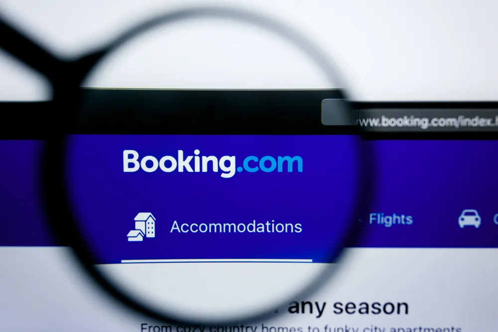 Booking.com może utrudniać działalność swoim konkurentom