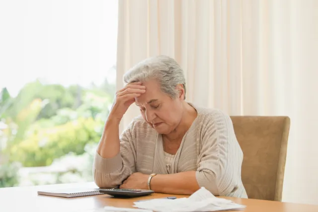 Efekt reformy wydłużającej wiek emerytalny do 67. roku życia: Seniorzy na bruk