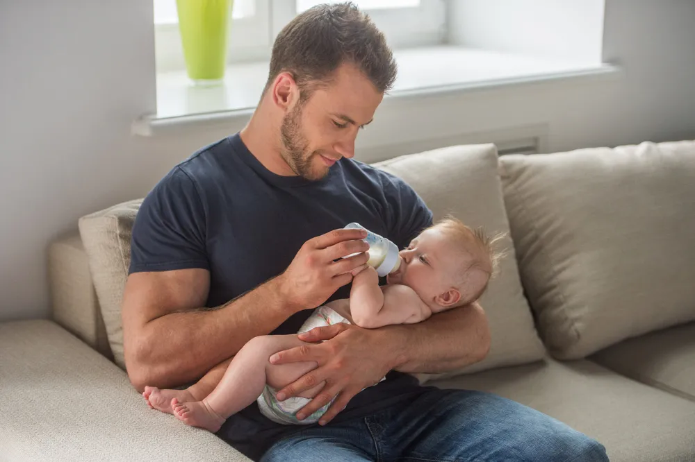 Dyrektywa work-life balance: Ojciec może liczyć na dwa zasiłki