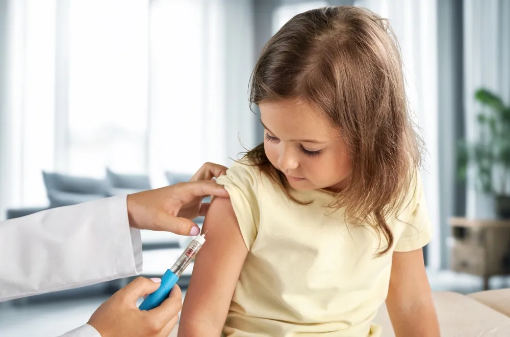 Będą mandaty za brak szczepień. W bazie danych adresy zamieszkania i numery PESEL niezaszczepionych