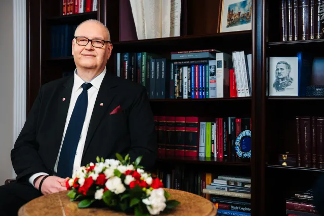 Święczkowski kontra rząd. Nowy front, stare argumenty