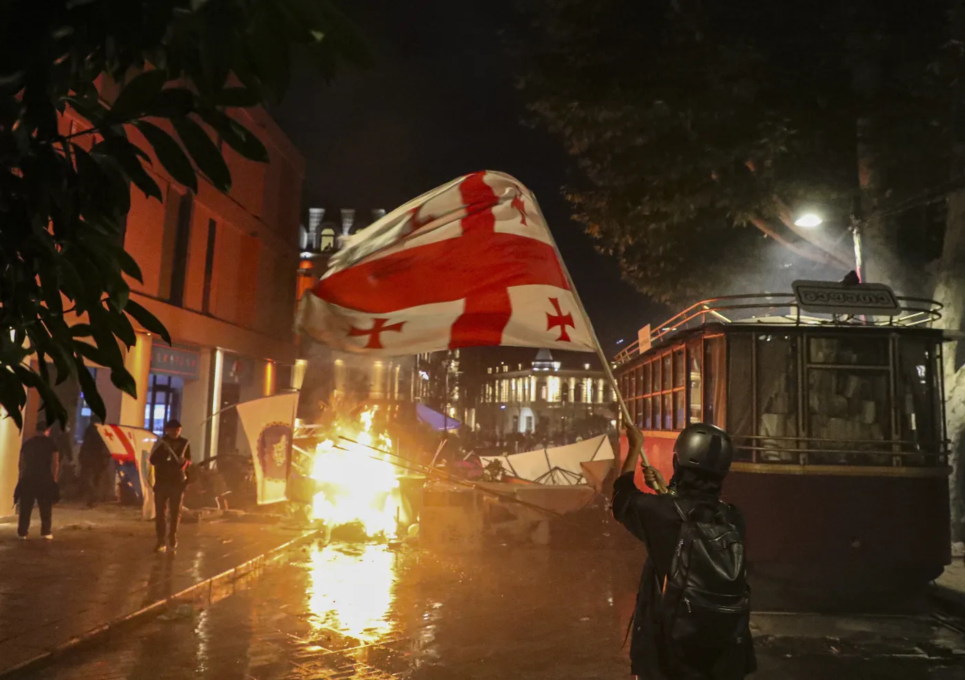 Wybory w Gruzji w cieniu 312. dnia protestów. "Próba obalenia rządu"