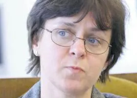 Kluzik-Rostkowska: w walce z przemocą wobec dzieci rząd stracił rok