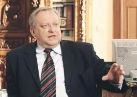 Piecha: z ekspertyzy wynika, że pomoc publiczna dla szpitali może wymagać zgody KE