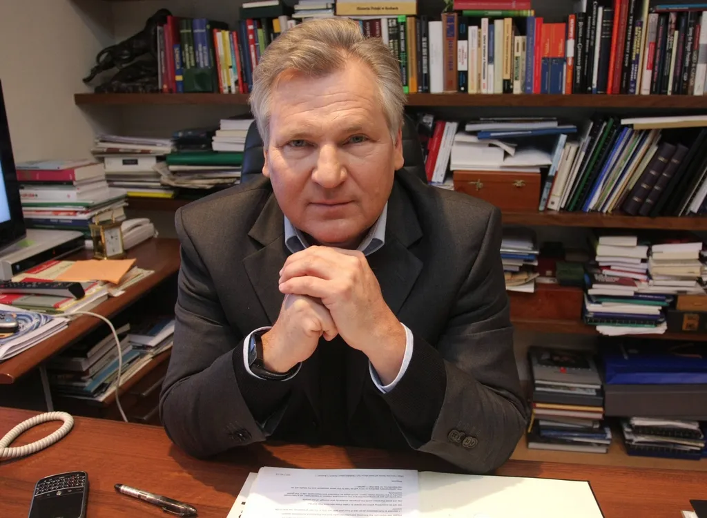 Kwaśniewski: jednym Tuskiem PO nie wygra wyborów