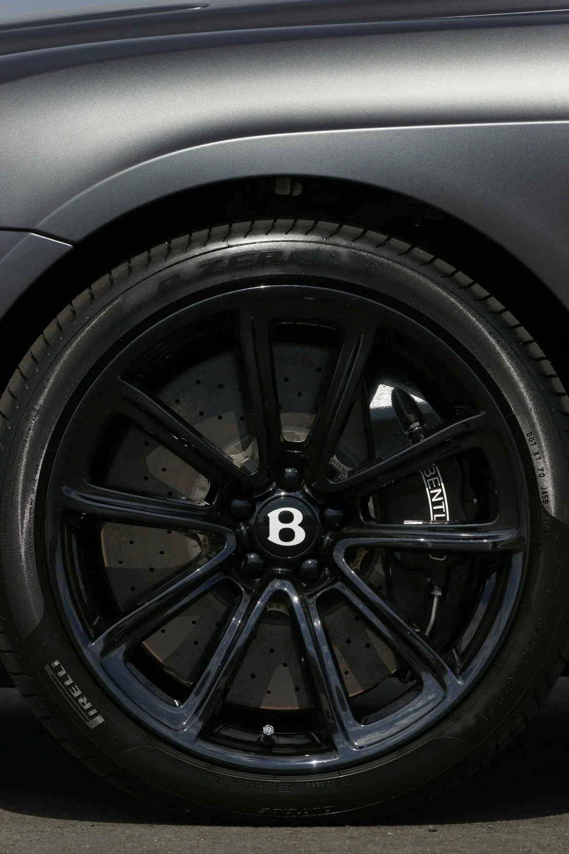437260-supersports-satin054-2.jpg