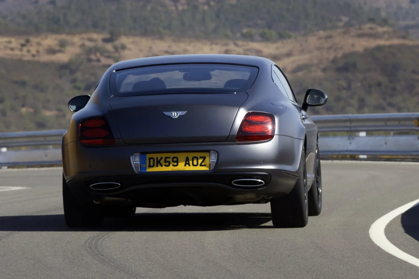 437290-supersports-satin073-2.jpg