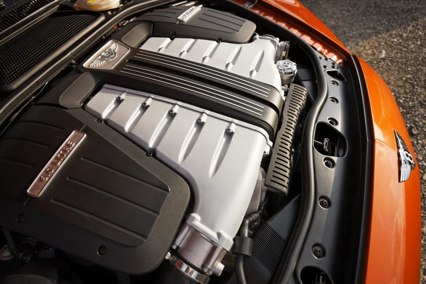 435259-gt-orangeflame-096-2.jpg