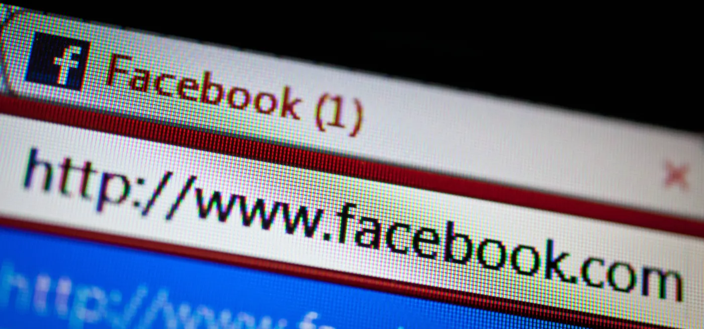Bing flirtuje z Facebookiem