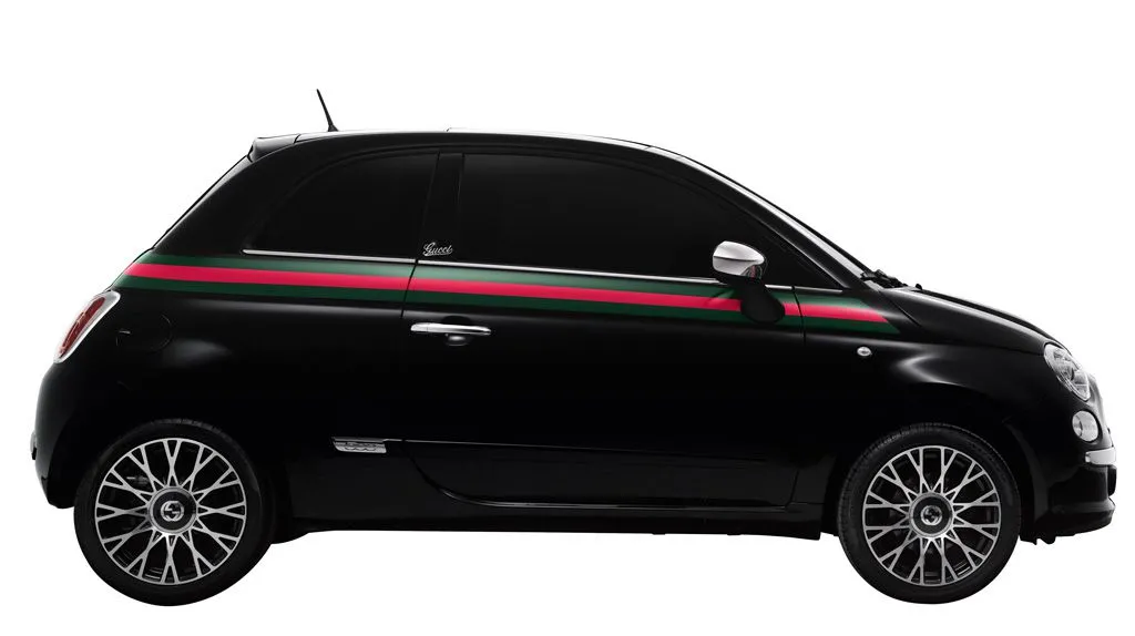 448274-110223-f-500-gucci-03.jpg
