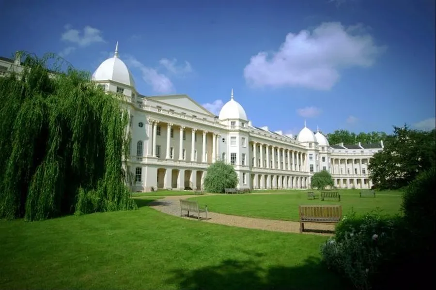 1121939-london-business-school.jpg