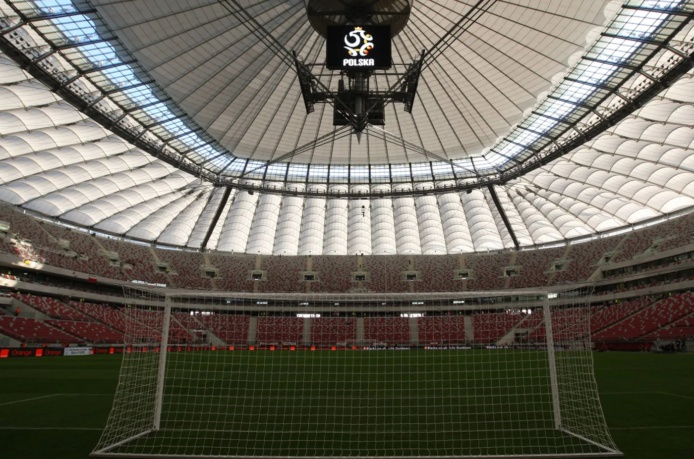 Podwykonawcy Stadionu Narodowego nadal czekają na pieniądze. W tym roku raczej ich nie dostaną