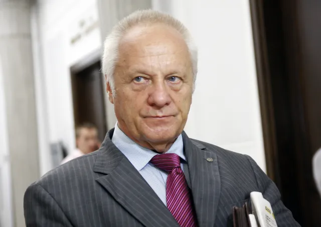 Niesiołowski o Rydzyku: Potworny nieuk. Ograniczony, tępy człowiek