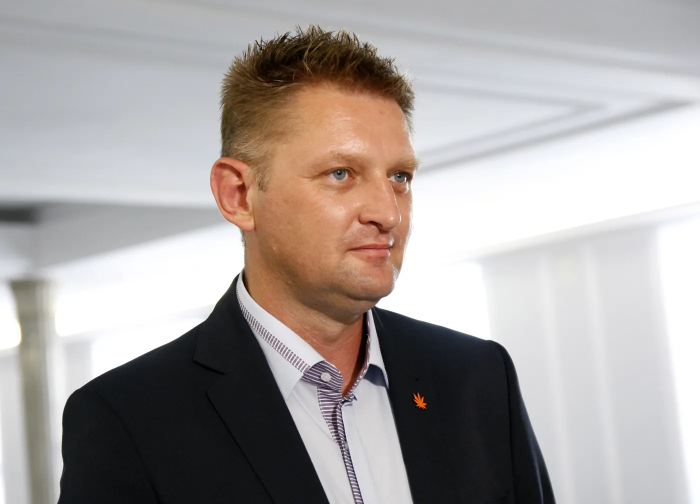 Rozenek: PO się rozkłada, wiekowy Kaczyński nie ma sił, by rządzić. Władza leży na ulicy