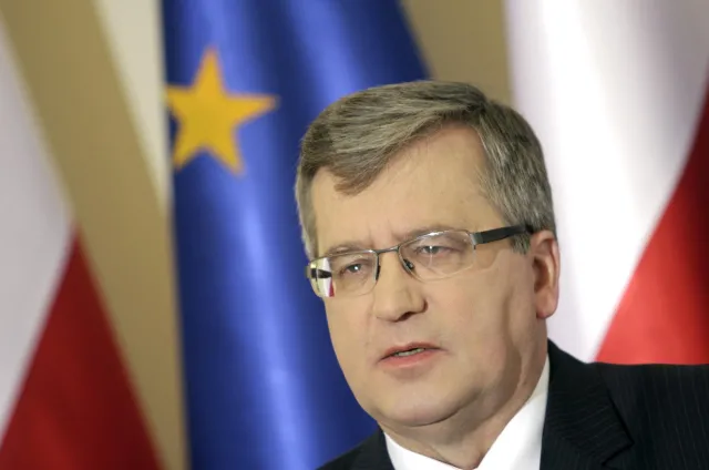 Wraca sprawa wiz USA dla Polaków: Komorowski rozmawiał z tej sprawie w Watykanie z wiceprezydentem USA