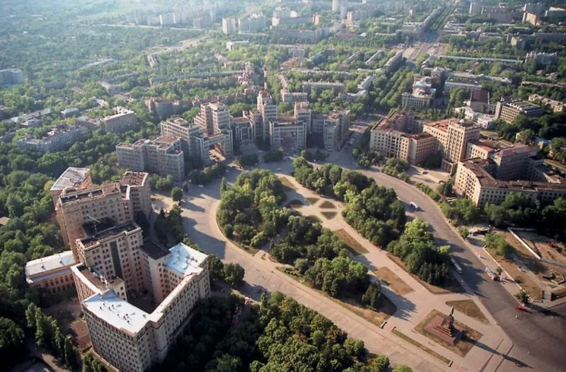 849429-plac-wolnosci-charkow.jpg