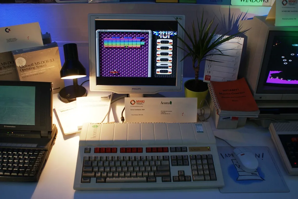 1526904-acorn-archimedes-3020.jpg