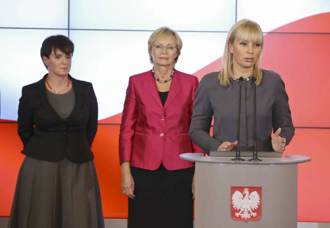 Bieńkowska: Nie stracimy pieniędzy. Daję głowę i głowy moich zastępców