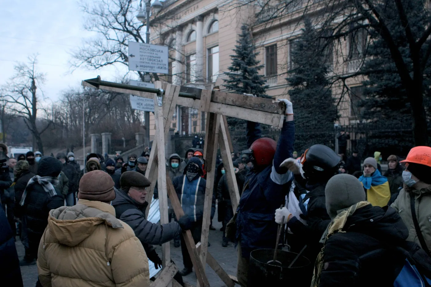 1635434-zamieszki-na-ukrainie.jpg