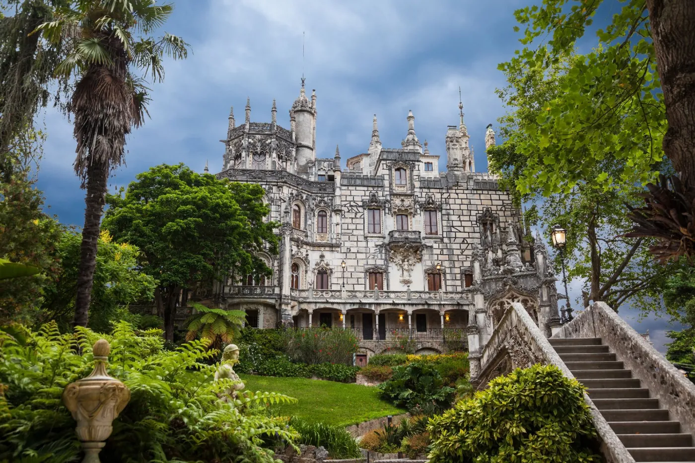 1493713-quinta-da-regaleira.jpg