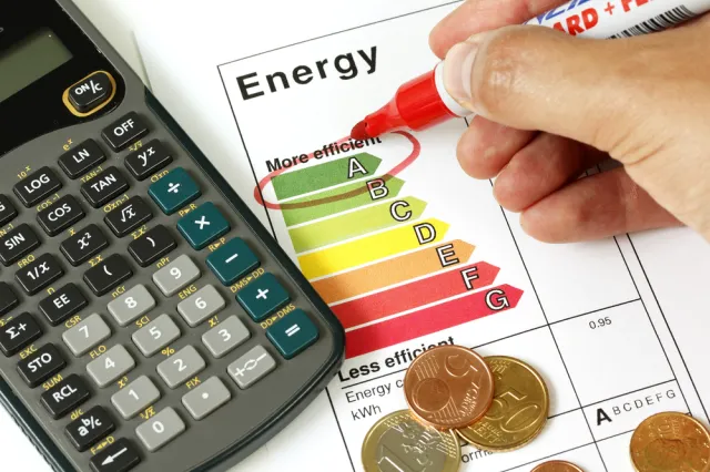 Politycy o OZE: Energetyka rozproszona wzmocni bezpieczeństwo energetyczne Polski